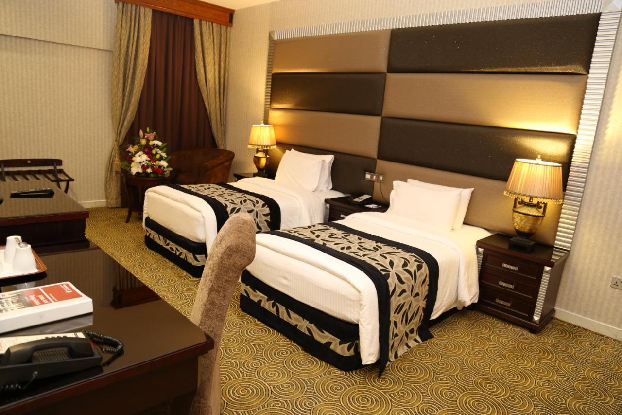 Abjad Crown Hotel Dubai Exterior photo